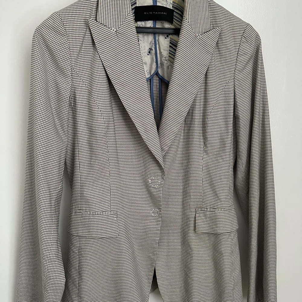 Elie Tahari Checkered Blazer with Blue Lining